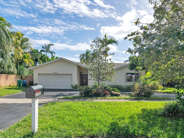 21131 Highland Lakes Blvd — Photo 21