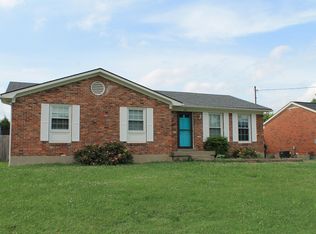 4611 Kingsmore Dr, Louisville, KY 40229