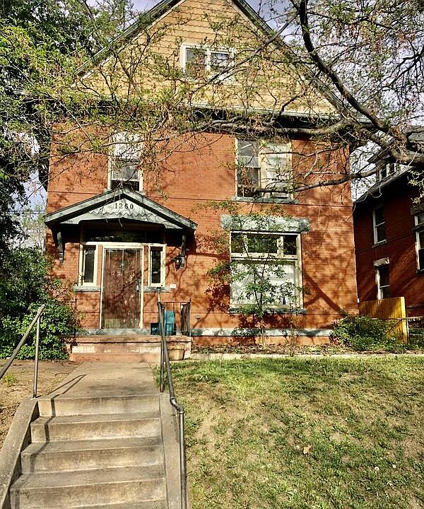 1st image of 1260 Vine St APT 5