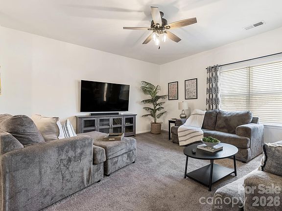 5th image of 329 Crandon Rd