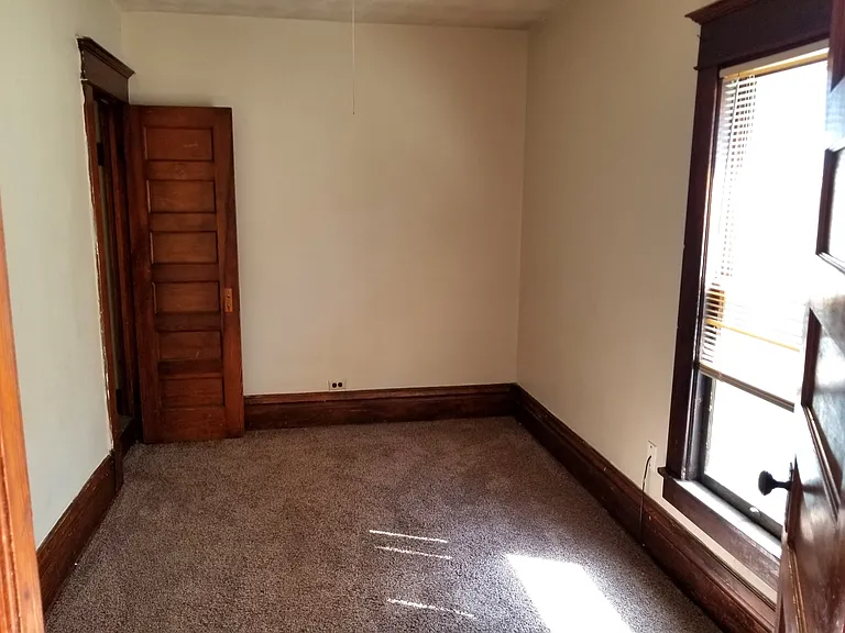 819 Aurora Ave #2 — Photo 9