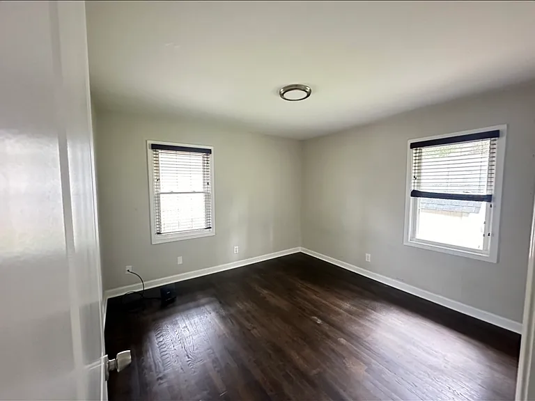 1865 Winthrop Dr SE — Photo 16