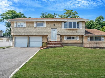 184 Mohawk Avenue, Deer Park, NY, 11729