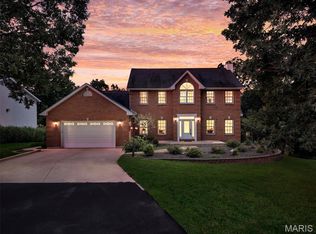 10 Grand Oaks Est, Sullivan, MO 63080