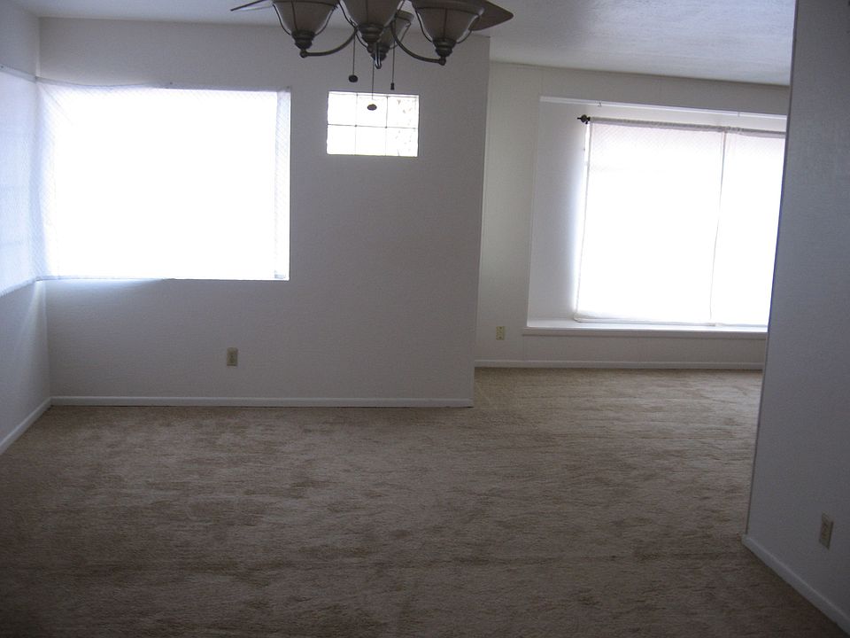 1st image of 3022 N 84th Pl