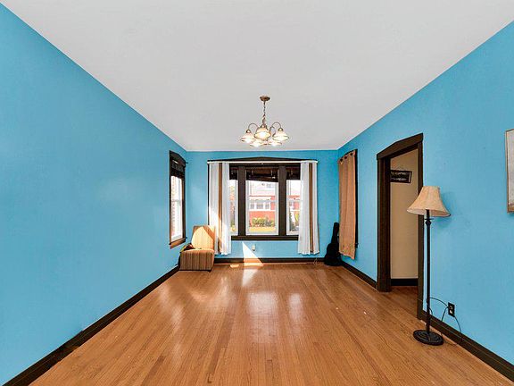 3rd image of 1307 S 61st Ave