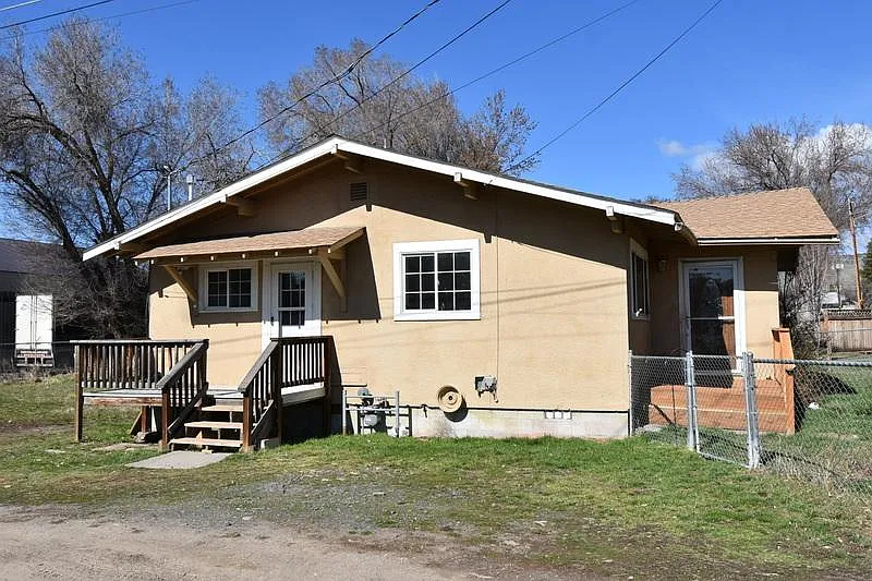 Property Photo - 2422 Wiard St S