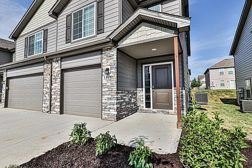 Greystone Townhomes Photo 1