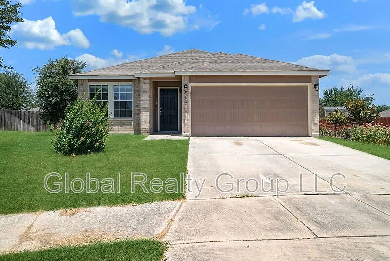 3 bed, 2.0 bath, $1,695 — Photo 1