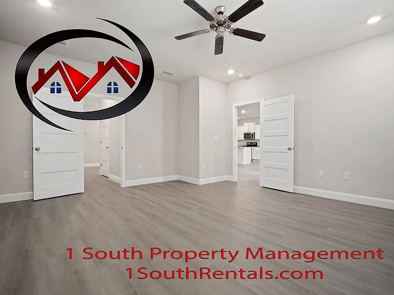31710 Memphis Loop — Photo 9