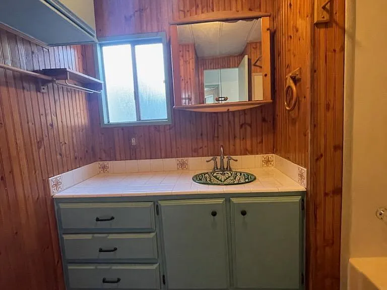 80 Huntington St #155 — Photo 8