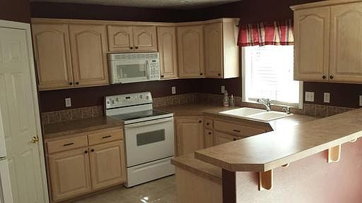 2nd image of 1825 W Garden Ct