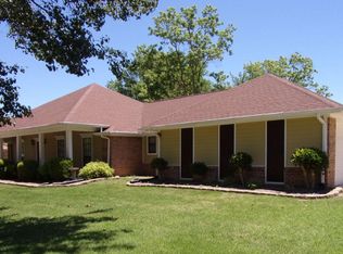 1901 Swallow Ln, Tupelo, MS 38801