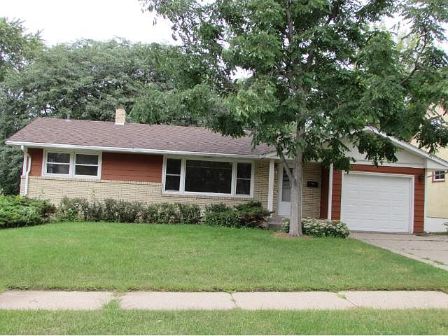 1st image of 2095 Scenic Pl