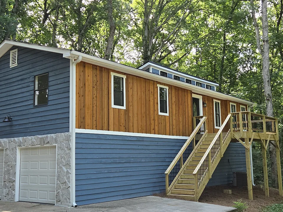 122 Little Brook Dr