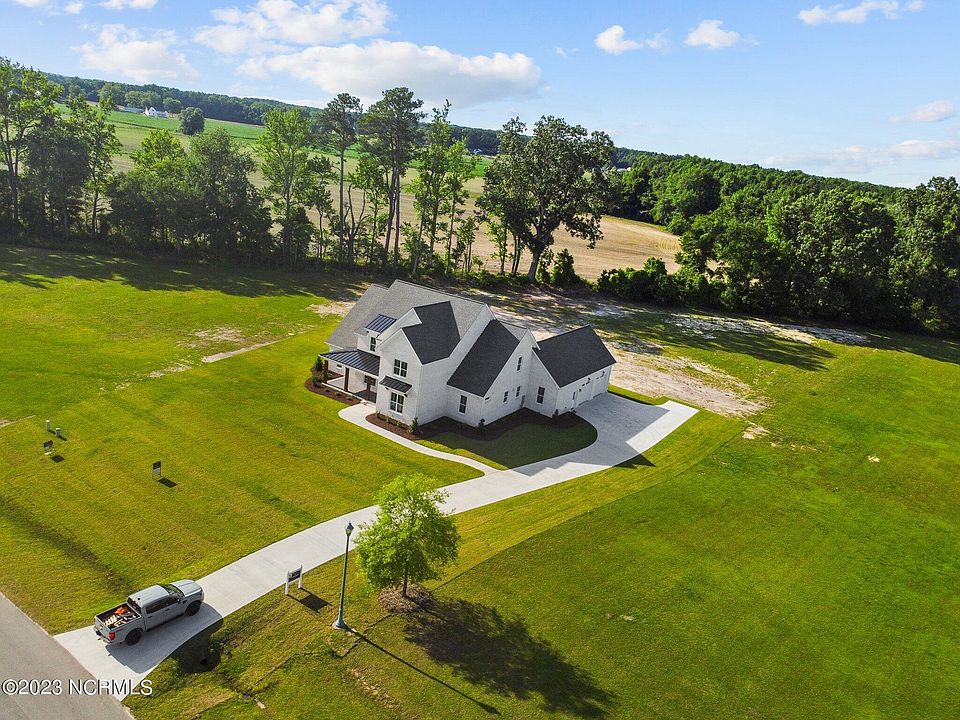 1399 Fox Hollow Dr Ayden NC Zillow