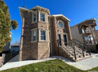 14851 Edgewood St, Rosedale, NY 11422