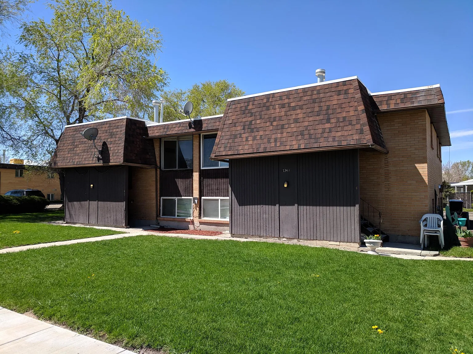 2 bed, 912 sqft, $1,295 — Photo 1