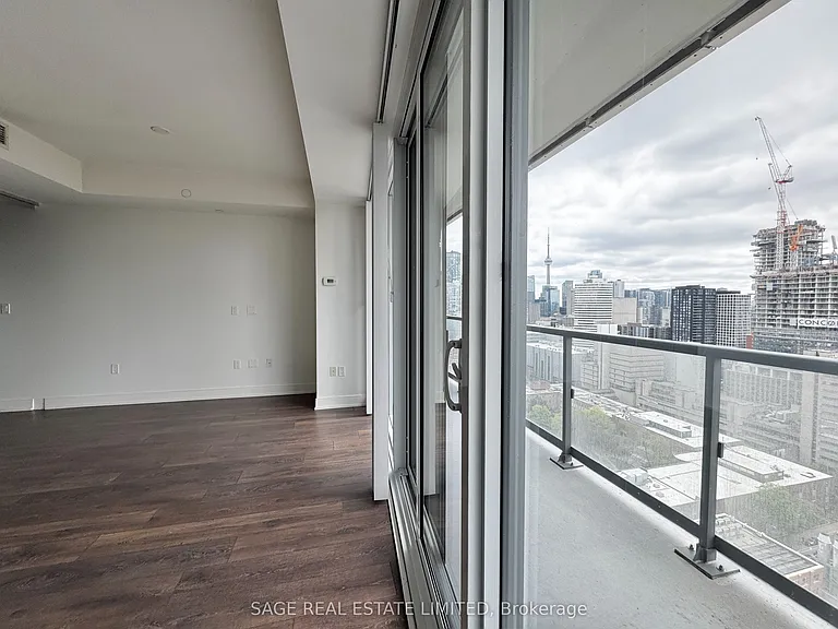 89 McGill St #2701 — Photo 12