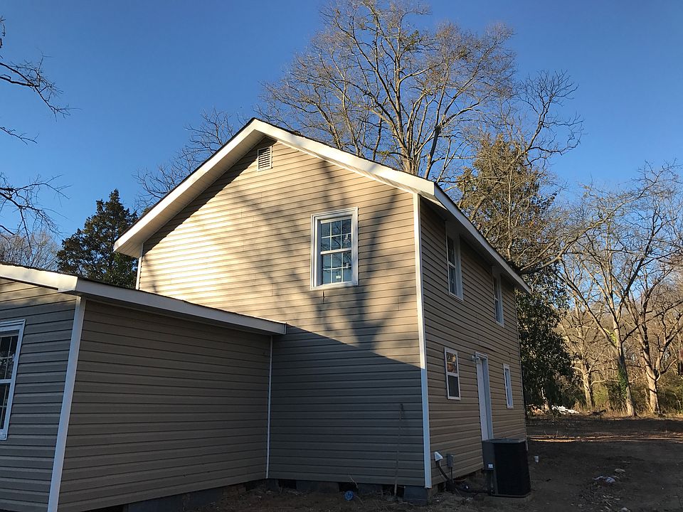 2nd image of 120 Church Ln