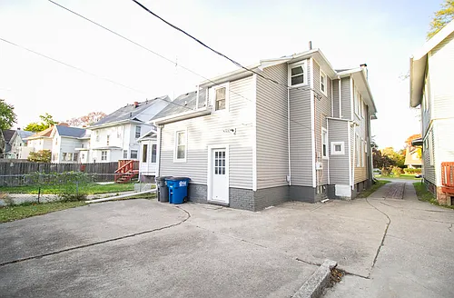 149 University Blvd #LOWER — Photo 23