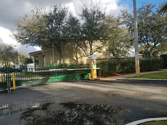3rd image of 5200 NW 109th Ave APT 103