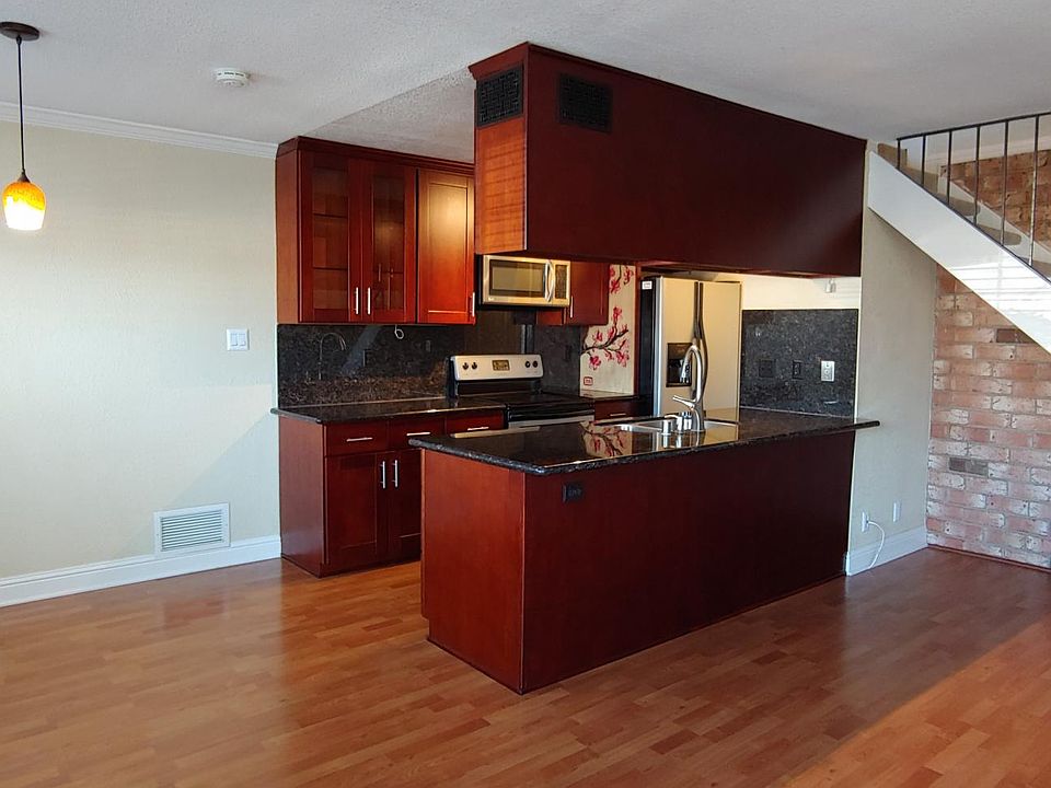 1st image of 1306 Shawn Dr Unit 3