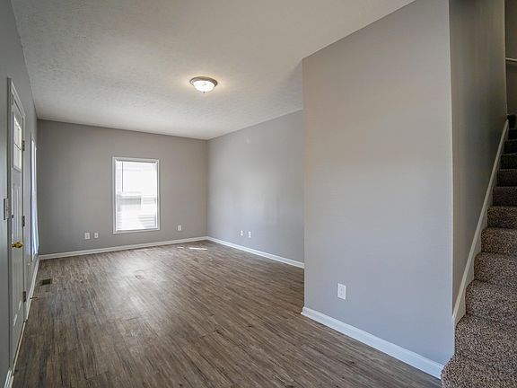 5th image of 852 S 23rd St