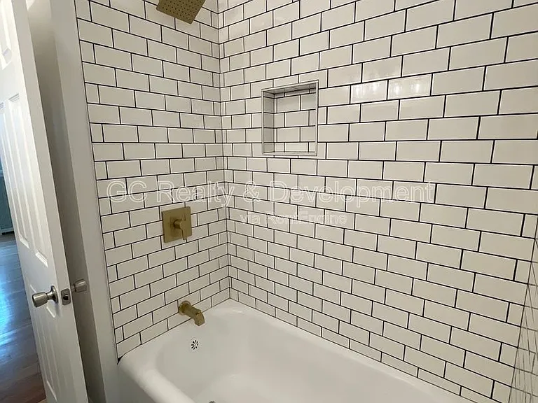 7512 N Claremont Ave #2 — Photo 15