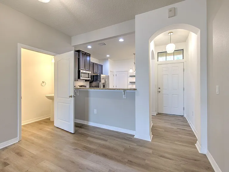 5116 Bay Isle Cir — Photo 13