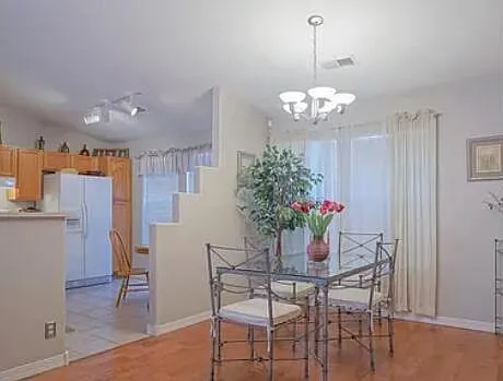 37 Parkside Rd SE — Photo 4
