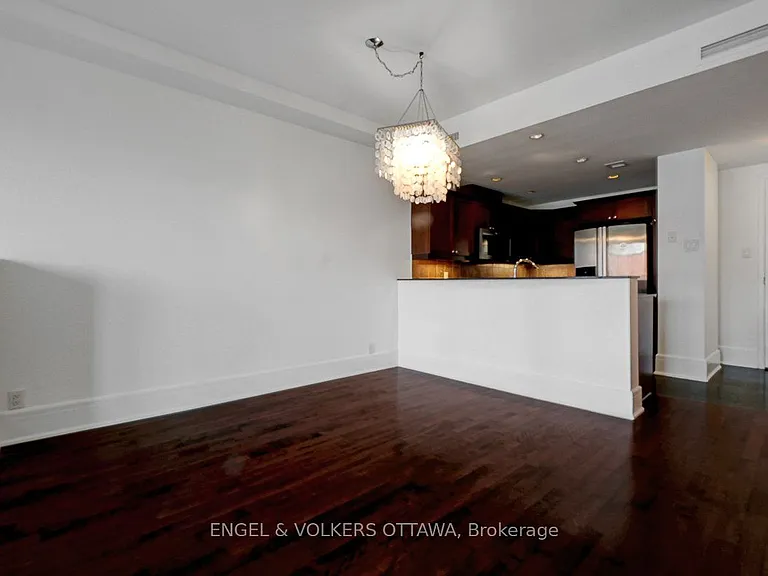 700 Sussex Dr N #403 — Photo 8