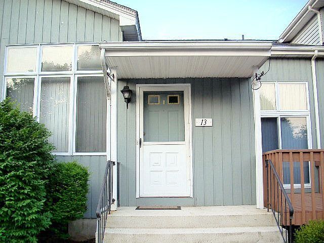 1st image of 13 Ivy Ln