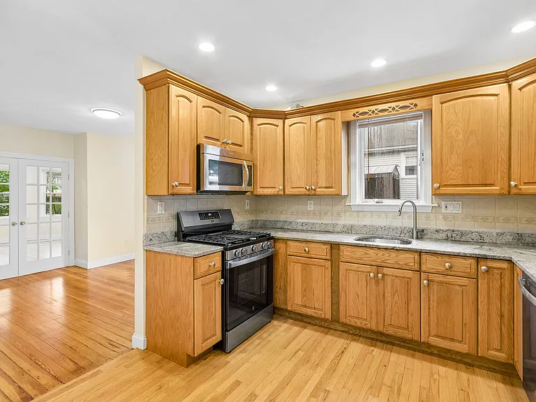 46 Beaver St #46 — Photo 3