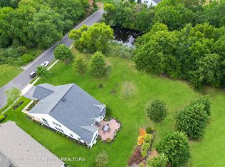 63 Colchester Dr, Jackson, NJ