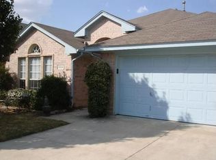 1024 Sagewood Ln, Saginaw, TX 76131