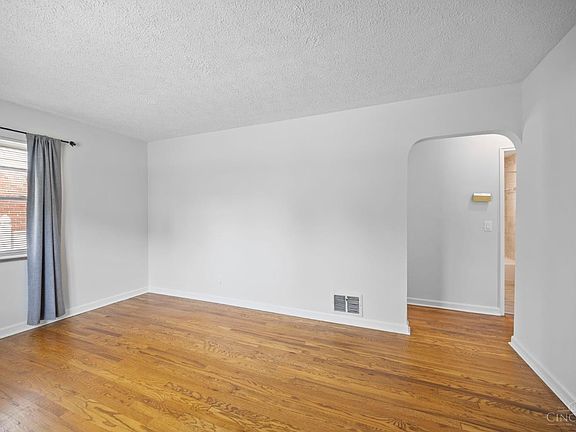 4th image of 1142 Nancy Lee Ln