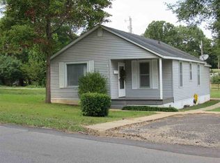 1225 Davis St, Poplar Bluff, MO 63901
