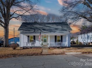 298 Misenheimer Dr NW, Concord, NC 28025