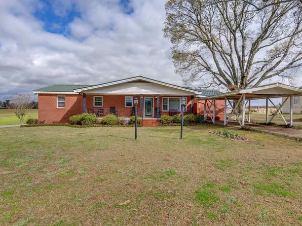 2128 Airport Rd, Deatsville, AL 36022