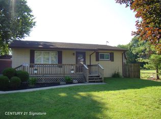 2715 Weigl Rd, Saginaw, MI 48609