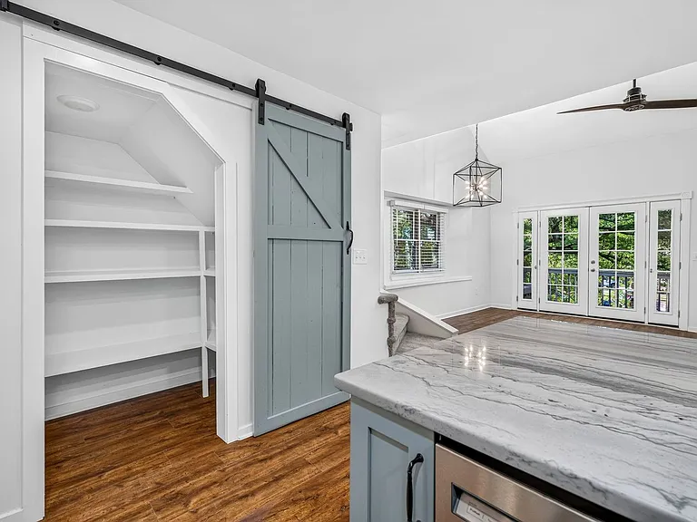 138 River Breeze Dr — Photo 13