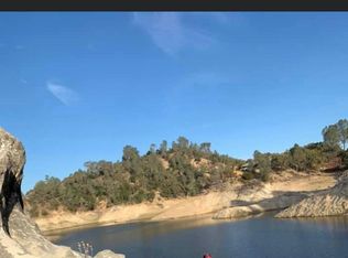 8825 Deer Trail Ct, Bradley, CA 93426