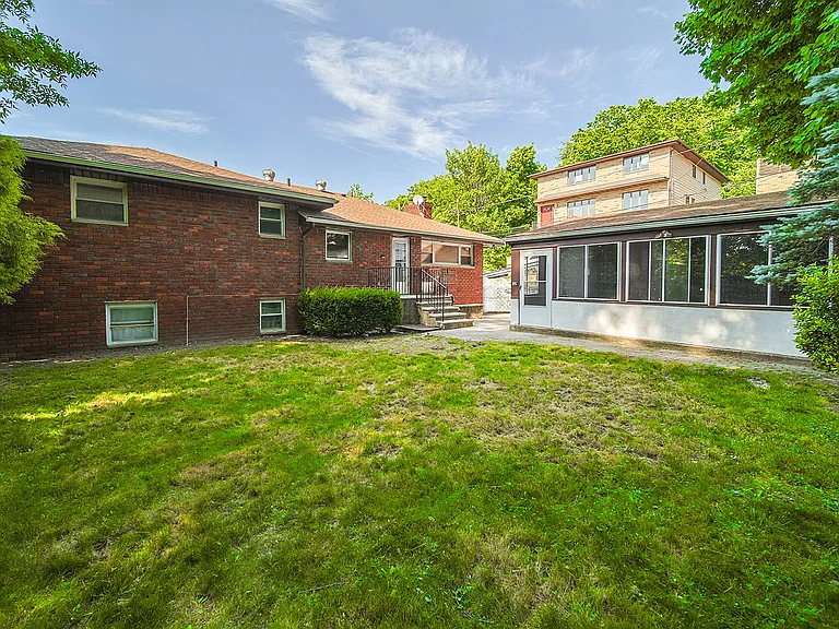 20 Shetland Ln #1 — Photo 14