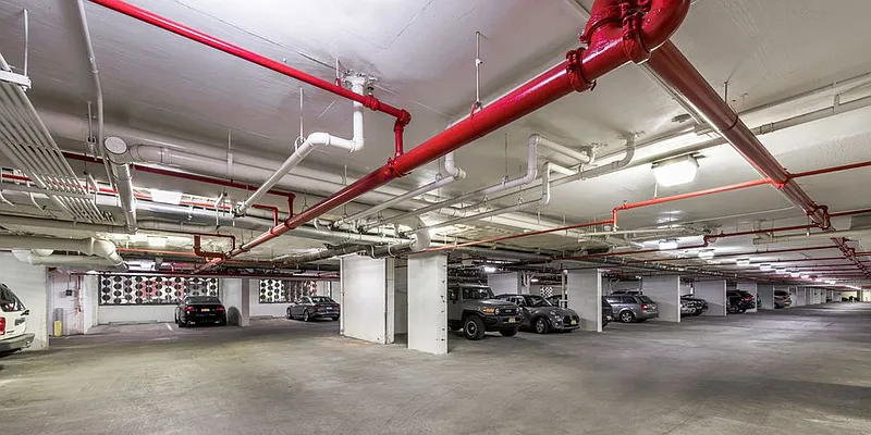 Rented by Greystar | media 19