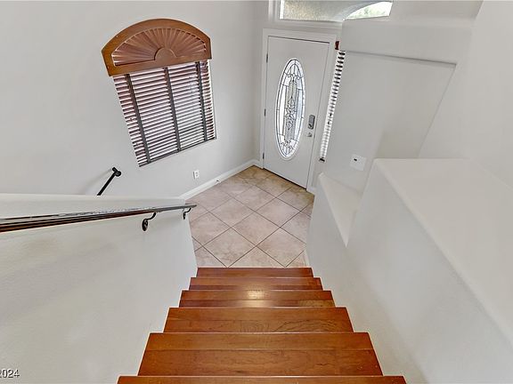 5th image of 8361 Fox Brook St