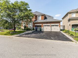 19 Valleyside Trl, Brampton, ON L6P 2G4