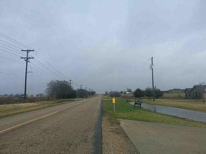 2nd image of 1110 Fm 902