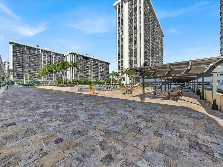 1865 Brickell Ave #A606 — Photo 29