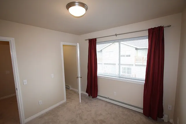 1329 Denali St — Photo 11